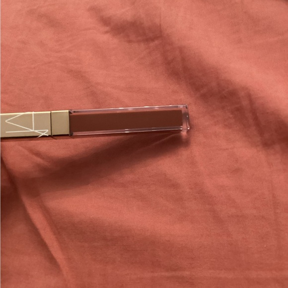 NIB NARS Afterglow Lip Shine Shade Aragon - Picture 3 of 4